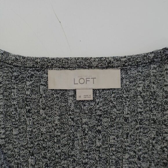 Ann Taylor Loft Gray Striped Medium Lightweight Sweater Scoop Neck Polyester - Picture 7 of 8